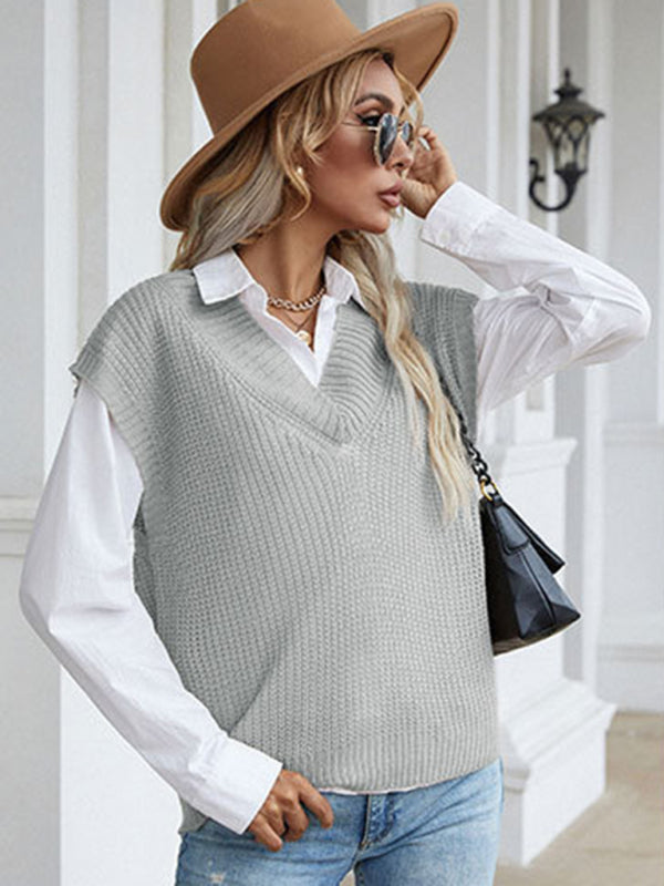 Women's solid color v-neck knitted sweater vest