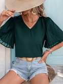 Women's solid color pleated short sleeve shirt